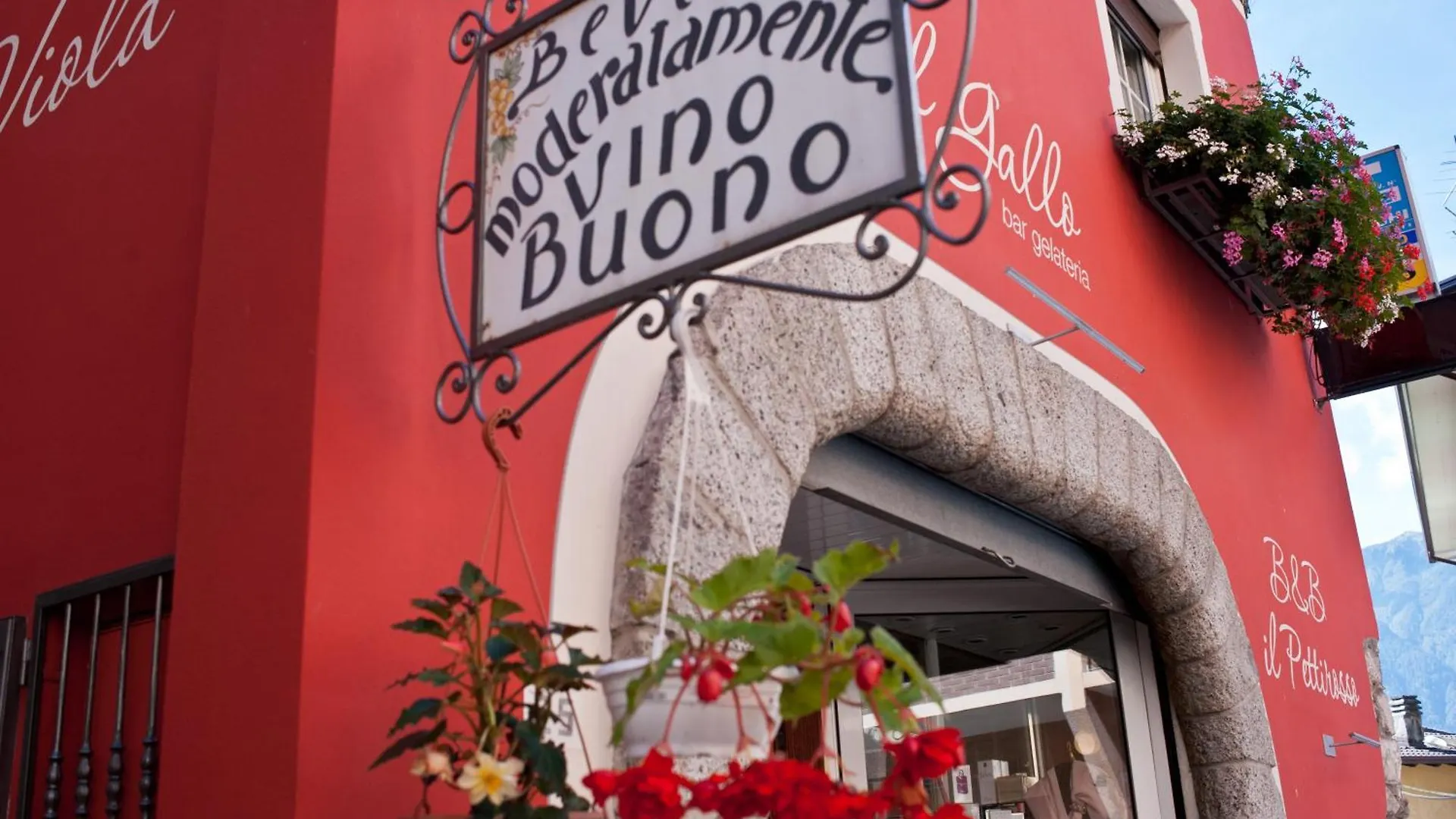 Appartamento Pettirosso Malonno 0*,  Italy